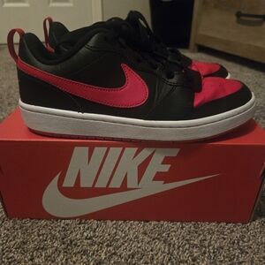 Nike Court Burough Low boys shoes, red and black.